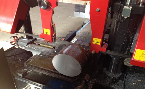 南漳卧式带锯床加工时出现明显振荡如何排查？